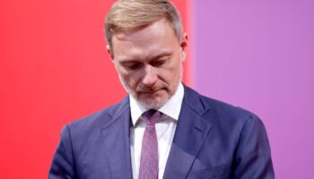 Nach dem Ampel-Aus schielte FDP-Chef Christian Lindner (Mitte) schon in Richtung Union