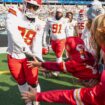 Chiefs lineman Tershawn Wharton catches young fan after falling over barrier at Panthers' stadium