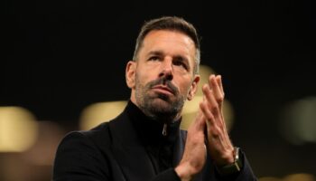 Ruud Van Nistelrooy confirmed as new Leicester manager