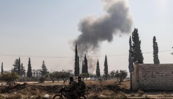 Krieg in Syrien: Russisches Militär bombardiert Dschihadisten in Aleppo