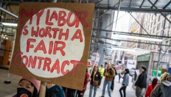 600 trabajadores del New York Times se declaran en huelga en víspera de las elecciones presidenciales