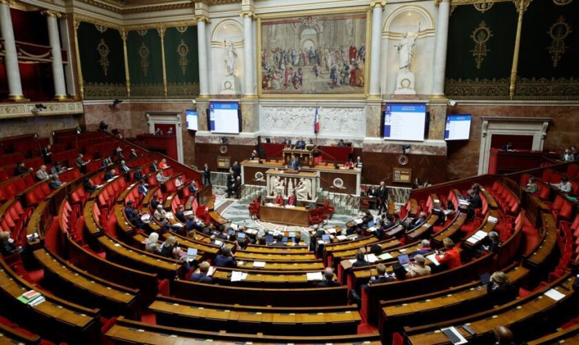 À l’Assemblée nationale, une majorité fantôme pour soutenir le gouvernement Barnier