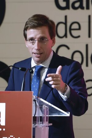 Almeida desvela su estrategia de choque contra las viviendas de uso turístico y carga contra Airbnb: "Les pido que dejen de publicar alojamientos que son ilegales"