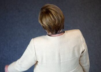 Angela-Merkel-Memoiren: »Freiheit« verrät praktisch nichts. Und damit womöglich alles – Rezension