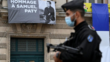 Assassinat de Samuel Paty : le procès des huit inculpés majeurs s'ouvre à Paris