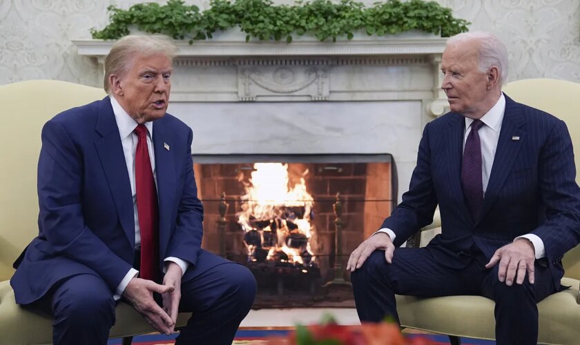 Biden recibe a Trump en el Despacho Oval para la primera reunión del traspaso de poderes