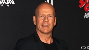 Bruce Willis beendete seine erfolgreiche Schauspielkarriere 2022.