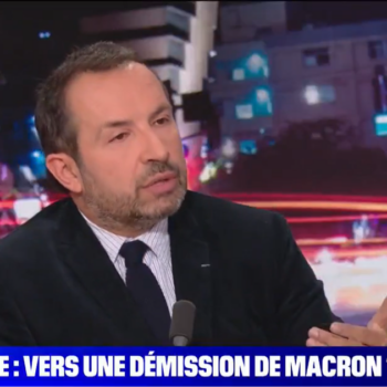 Budget : «Si le pays se bloque» après une censure, «le départ du président s’imposera à lui», considère Sébastien Chenu