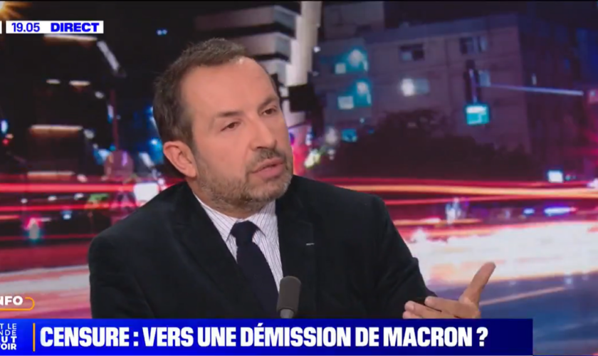 Budget : «Si le pays se bloque» après une censure, «le départ du président s’imposera à lui», considère Sébastien Chenu