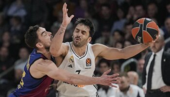 Campazzo y Tavares reinan en la agonía del Palau y el Real Madrid se impone al Barça tras dos prórrogas