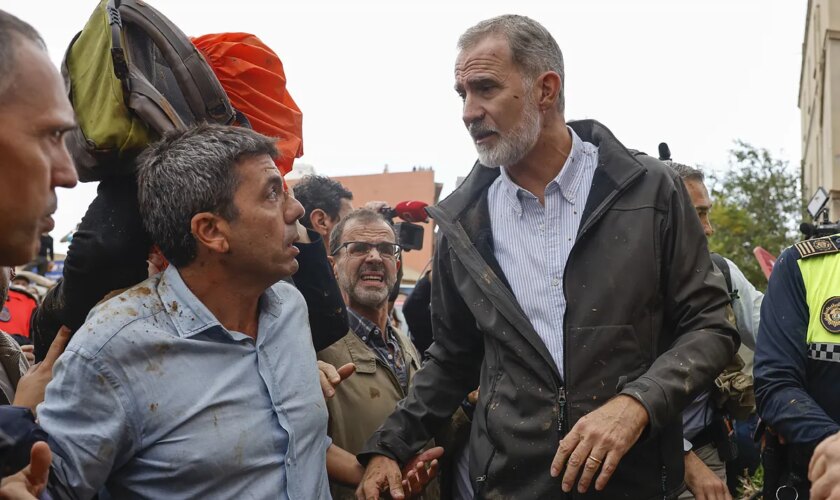 Carlos Mazón, tras ser abroncado por los vecinos de Paiporta: "Entiendo la indignación. La actitud del Rey ha sido ejemplar"