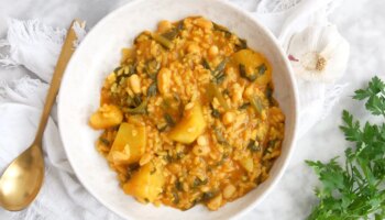 Cómo preparar arroz con acelgas, una receta valenciana menos conocida que la paella o el arroz al horno