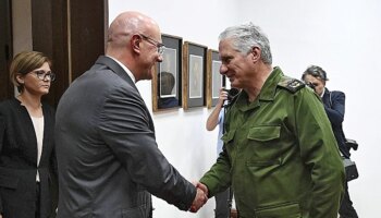 Cuba: espaldarazo de Putin en medio de los apagones y las caceroladas