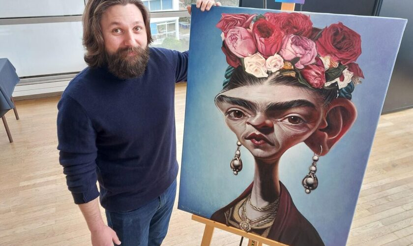 De Jean Dujardin à Frida Kahlo, cet artiste val-de-marnais caricature « pour faire redécouvrir la personne »