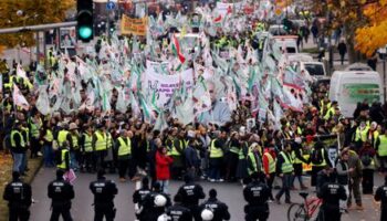 Demonstration in Köln: Kurden fordern Freiheit für PKK-Gründer