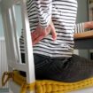 Doctor warns common sitting position causes headaches, fatigue and insomnia