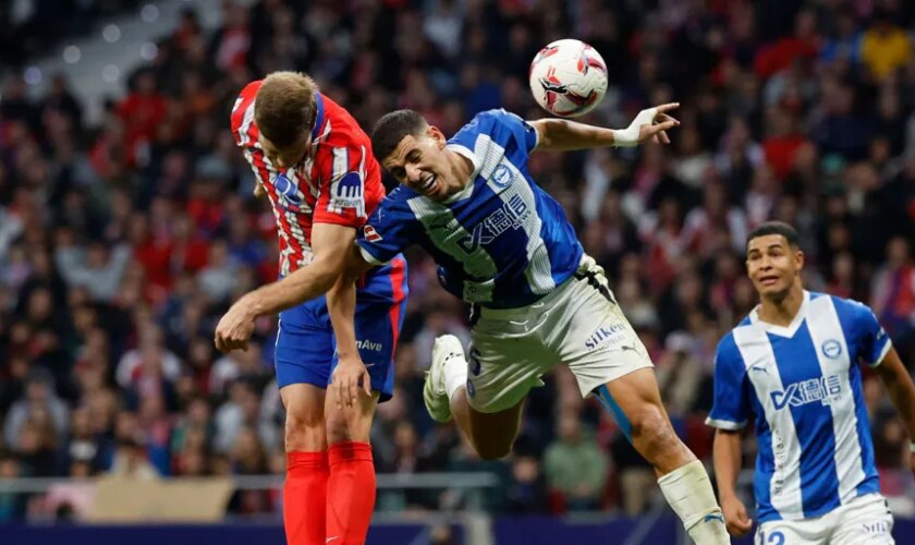 El colegiado favoreció al Atlético: no era penalti