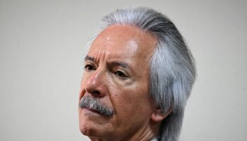 El presidente de El Periódico en Guatemala, José Rubén Zamora, regresará a prisión tras revocar una sala judicial su libertad