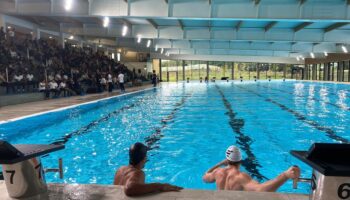 « Elle est jolie, magnifique et bien claire » : à Aubervilliers, le centre aquatique séduit les futurs nageurs