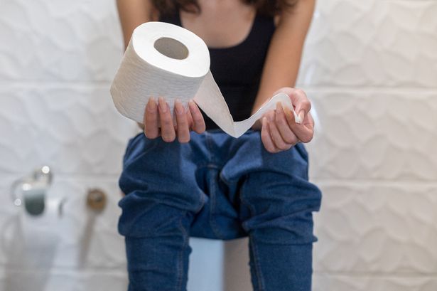 'Embarrassing' symptoms of one the UK's deadliest cancers could strike on toilet