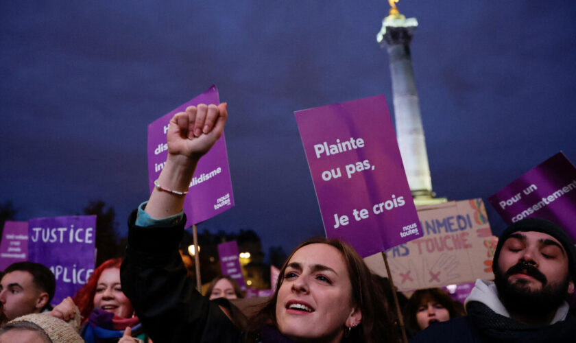 En France, 4 femmes sur 10 ont déjà été victimes de harcèlement sexuel au travail