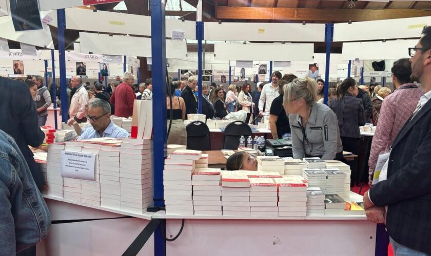 Entre le marathon de Kamel Daoud et le match de Julie Gayet, la « folle machine » de la Foire du livre à Brive