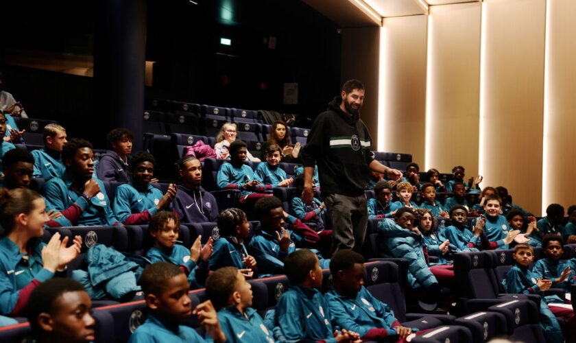 « Essayez, osez, ratez ! » : le message de Nikola Karabatic aux jeunes du centre de formation du PSG