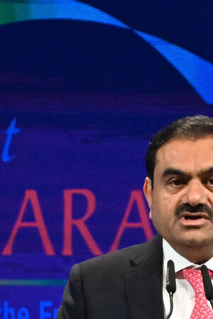 États-Unis : le magnat indien de l'énergie Gautam Adani inculpé dans une affaire de pots-de-vin