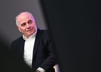 FC Bayern München: Uli Hoeneß verspricht bereits den Meistertitel