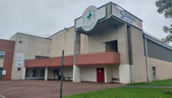 Franconville : deux ados saccagent les toilettes d’un gymnase, le maire demande aux parents de payer les dégâts