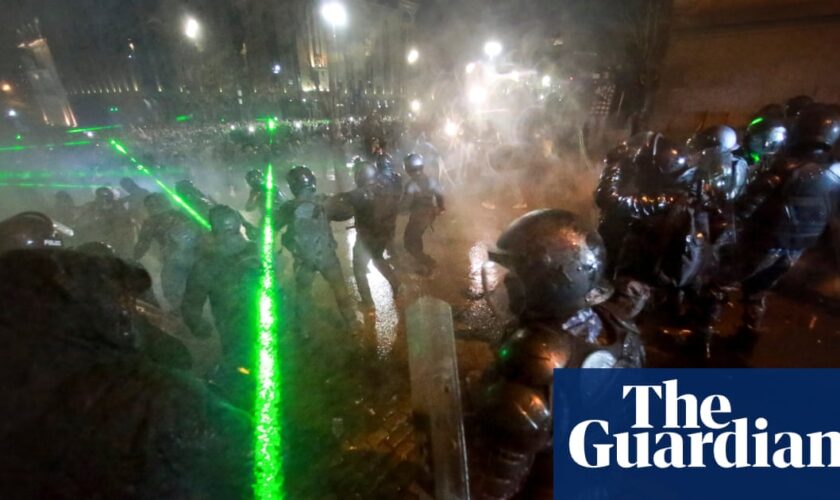 Georgia protesters clash with police after EU membership talks suspended