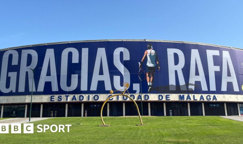 A giant banner bearing the slogan 'Gracias Rafa' has been erected at the Palacio de Deportes in Malaga