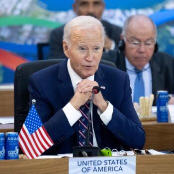 Guerre en Ukraine : Joe Biden change de doctrine, mais ne livre aucune explication