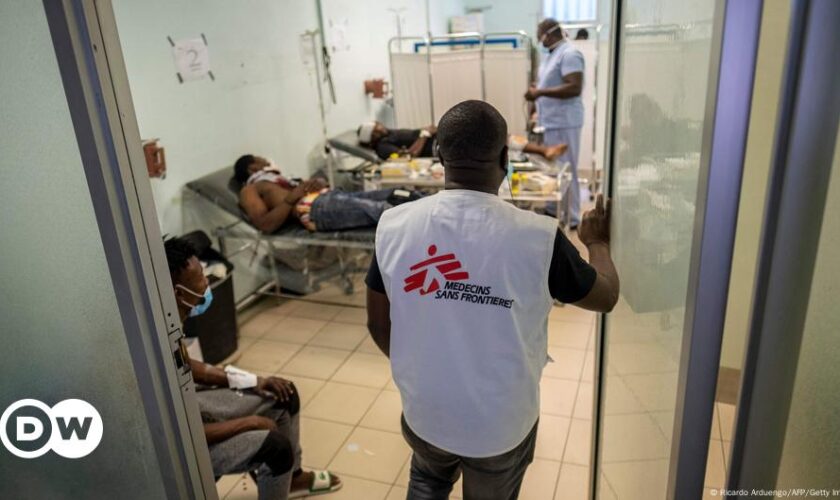 Haiti: Doctors Without Borders halts work in Port-au-Prince