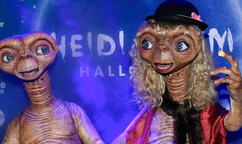 Heidi-Ween 2024: Geheimnis gelüftet: Für ihr E.T.-Kostüm trägt Heidi Klum sogar eine Windel