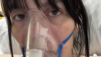 'I thought vaping was healthy, X-ray after weeks in hospital tells the truth'