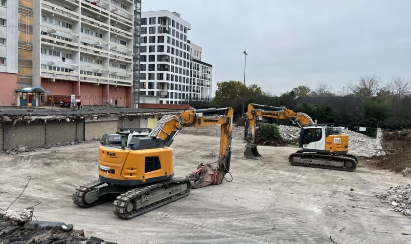 « Il était temps » : Fontenay-sous-Bois dit adieu à la dalle emblématique du quartier de la Redoute