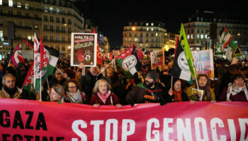 "Israël is forever" : des milliers de manifestants à Paris pour dénoncer le gala