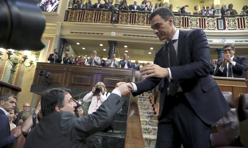 Junts y PNV rechazan la moción de censura contra Sánchez que propone el PP pero seguirán la trama "vigilantes"