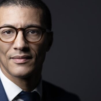 Karim Bouamrane (PS) : «En cas de censure, il faut nommer un gouvernement technique»