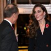 Kate Middleton vuelve a ser la reina; así ha sido su esperada reaparición en un Remembrance Day sin Camila