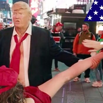 Künstlerin Alison Jackson: Statue von Trump in Sex-Pose "trifft einen Nerv"