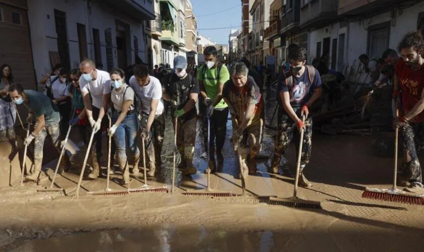 La Generalitat limitará este domingo la circulación de personas en las zonas afectadas por la DANA en Valencia