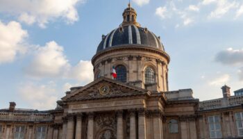 La Ligue des droits de l’Homme attaque le Dictionnaire de l’Académie: un académicien répond