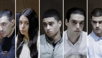 Las pruebas de una paliza grupal complican la táctica del 'sálvese quien pueda' de los acusados del asesinato de Samuel Luiz