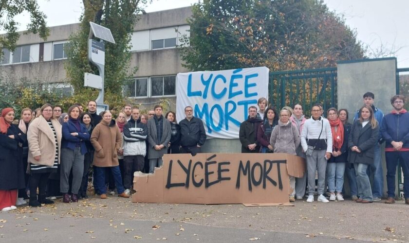 Les Mureaux : manque d’enseignants, insécurité… la dégringolade du lycée François-Villon, jadis excellent