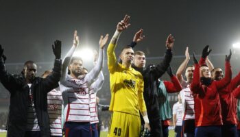 Ligue des champions: un marin du Vendée Globe... regardera FC Barcelone-Stade Brestois mardi soir en pleine mer