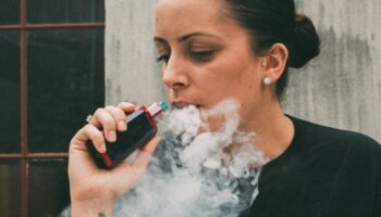 Lisez ceci si vous pensez que la cigarette électronique ne peut pas être pire que la clope classique