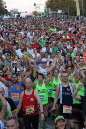 Luis Agustín Escriche y Laura Méndez ganan la Benidorm Half 2024