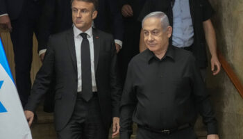 Macron et Netanyahou se sont entretenus au téléphone après l’annonce du mandat d’arrêt de la CPI